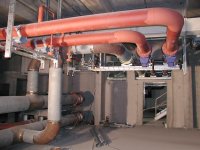 Installation of district heating and district cooling distribution - Connection of Terminal 2 with lateral compensation DN 400